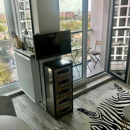 Luxury Wola Apartament Варшава Экстерьер фото