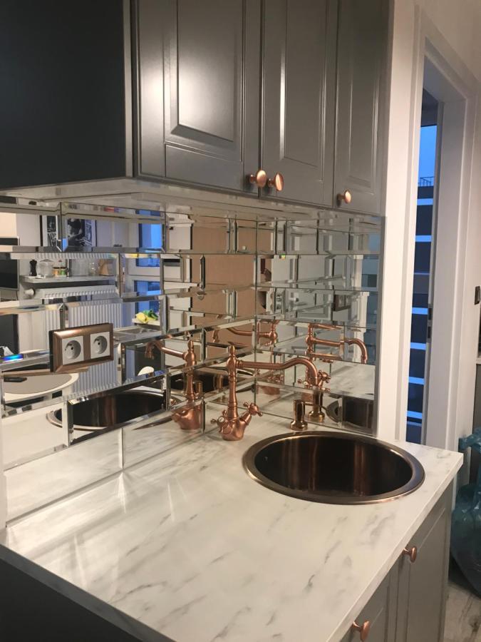 Luxury Wola Apartament Варшава Экстерьер фото