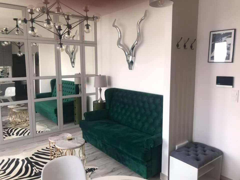 Luxury Wola Apartament Варшава Экстерьер фото